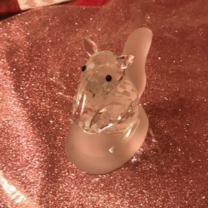 NWOT Shannon crystal squirrel